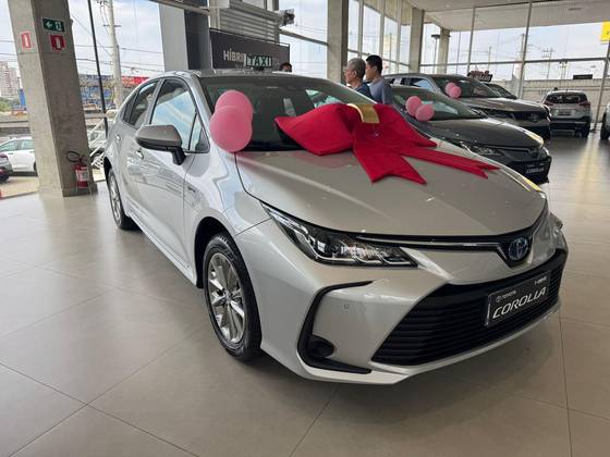 TOYOTA COROLLA 1.8 VVT-I HYBRID FLEX GLI CVT TOYOTA COROLLA 1.8 VVT-I HYBRID FLEX GLI CVT